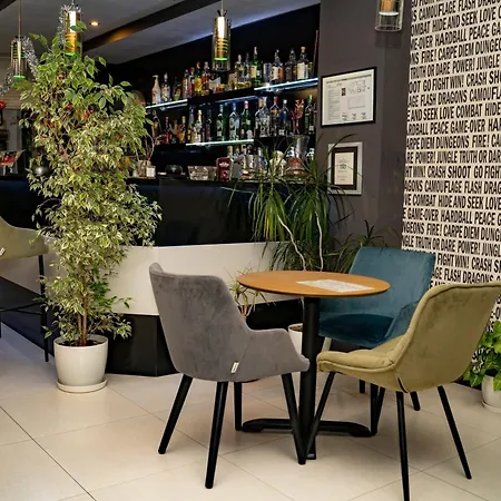 Gran Via 3* 布尔加斯