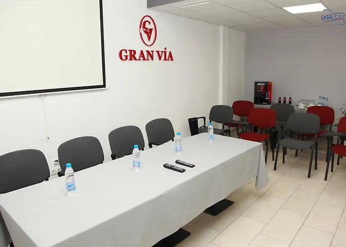 Gran Via מלון